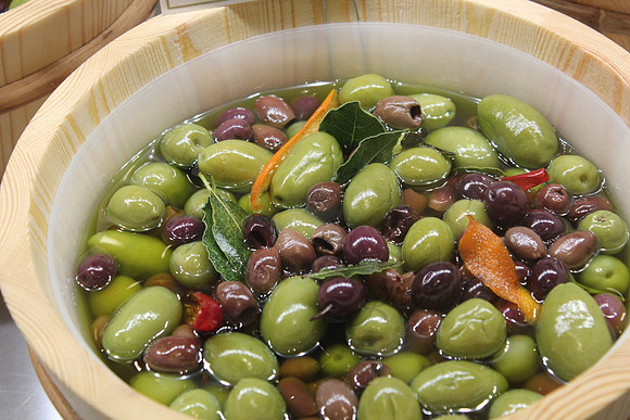 Colorful Olives_19277